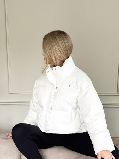 PRE-ORDER: CROPPED DOWN PUFFER IN WHITE