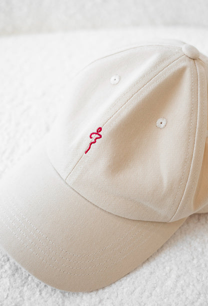 LOGO EMBROIDERED CAP IN CREAM