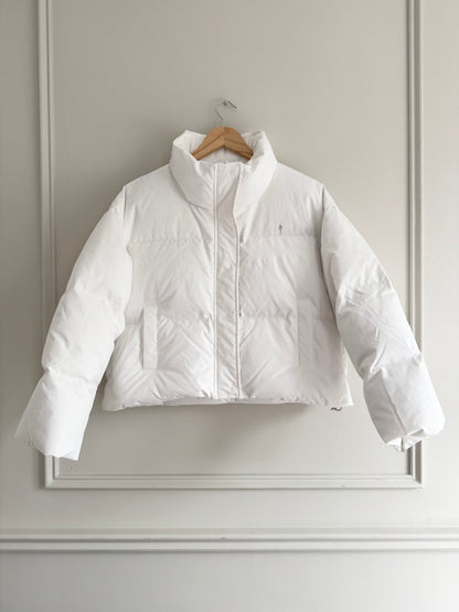 PRE-ORDER: CROPPED DOWN PUFFER IN WHITE