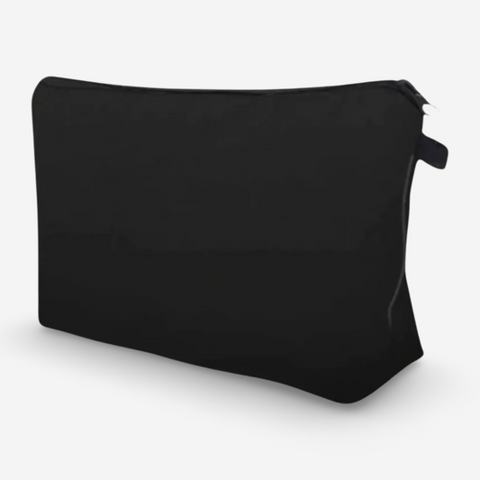 ESSENTIAL TRAVEL POUCH IN BLACK